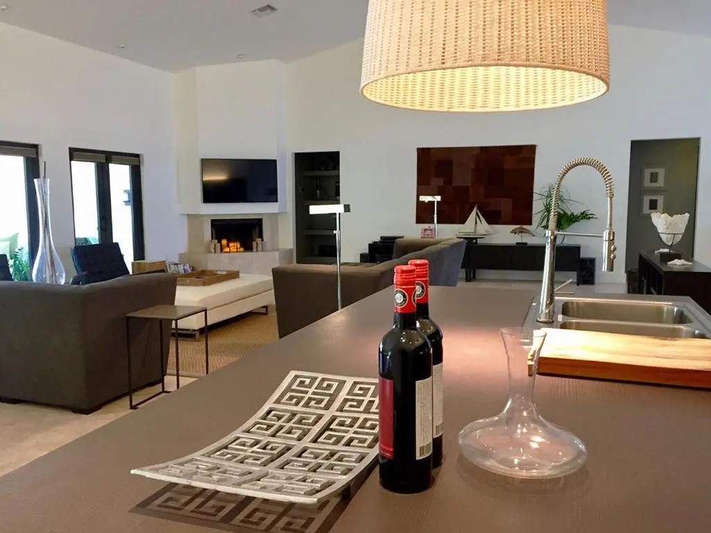 Dolphin Retreat - East Boca Raton