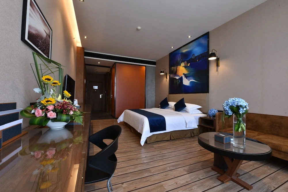 Mehood Hotel