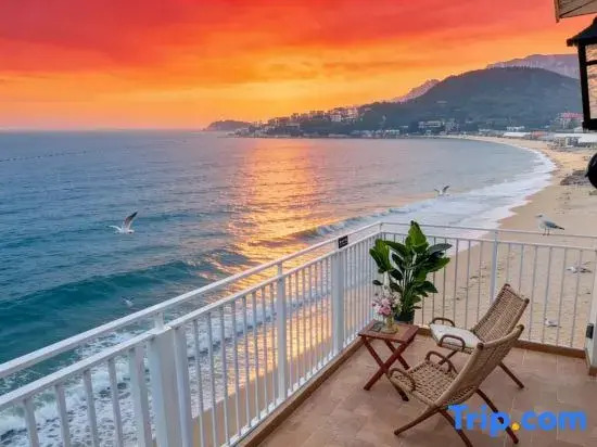 Qingdao · Zhushan Zhuhai Sunrise Cliffside Seaview Hotel