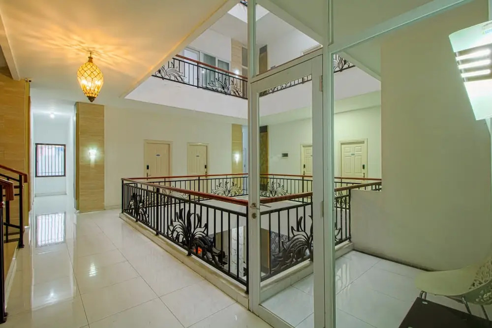 Aira Rooms Anggrek Serat BSD