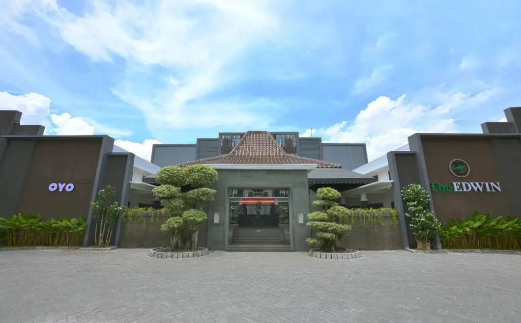 The Edwin Syariah By OYO Rooms