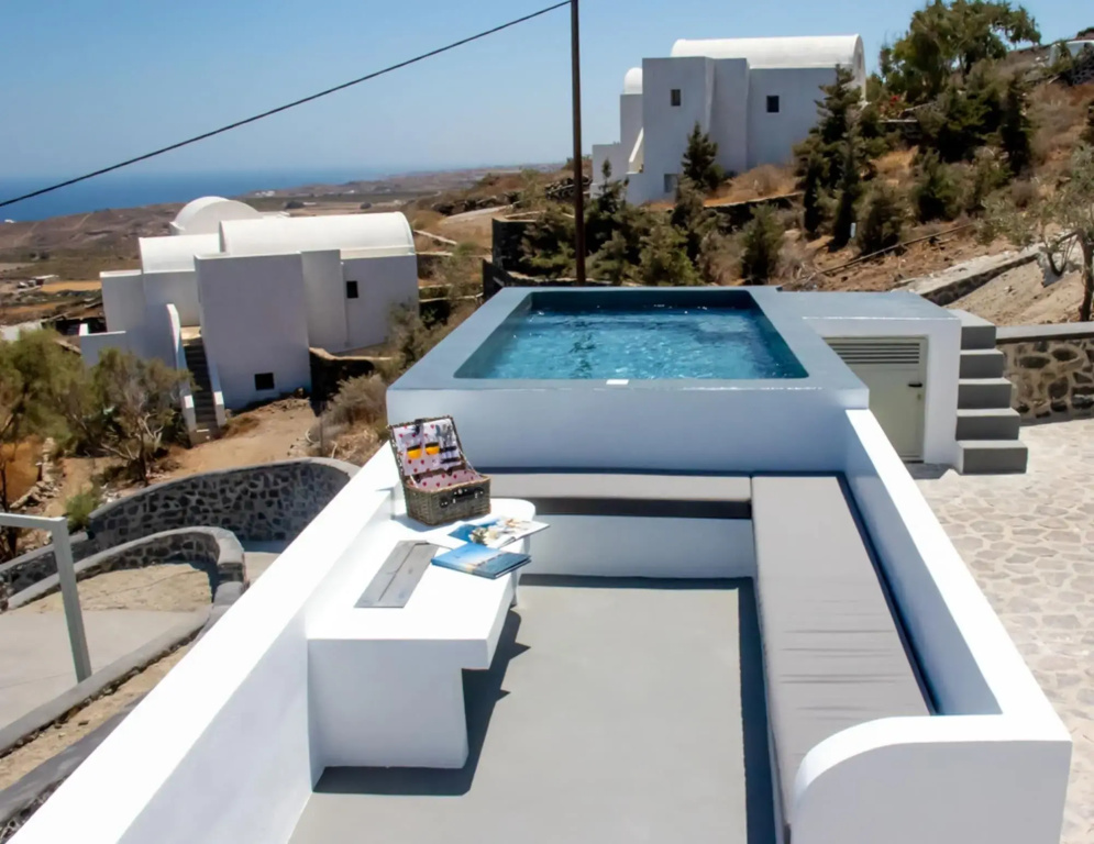 LF Suites & Villas