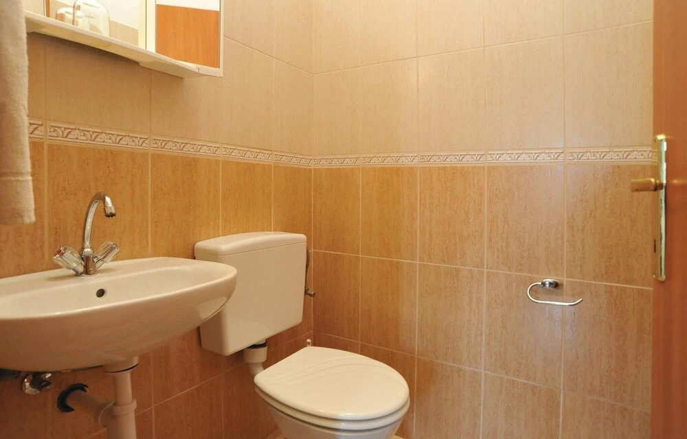 Stunning Home in Maslenica With Wifi and 3 Bedrooms