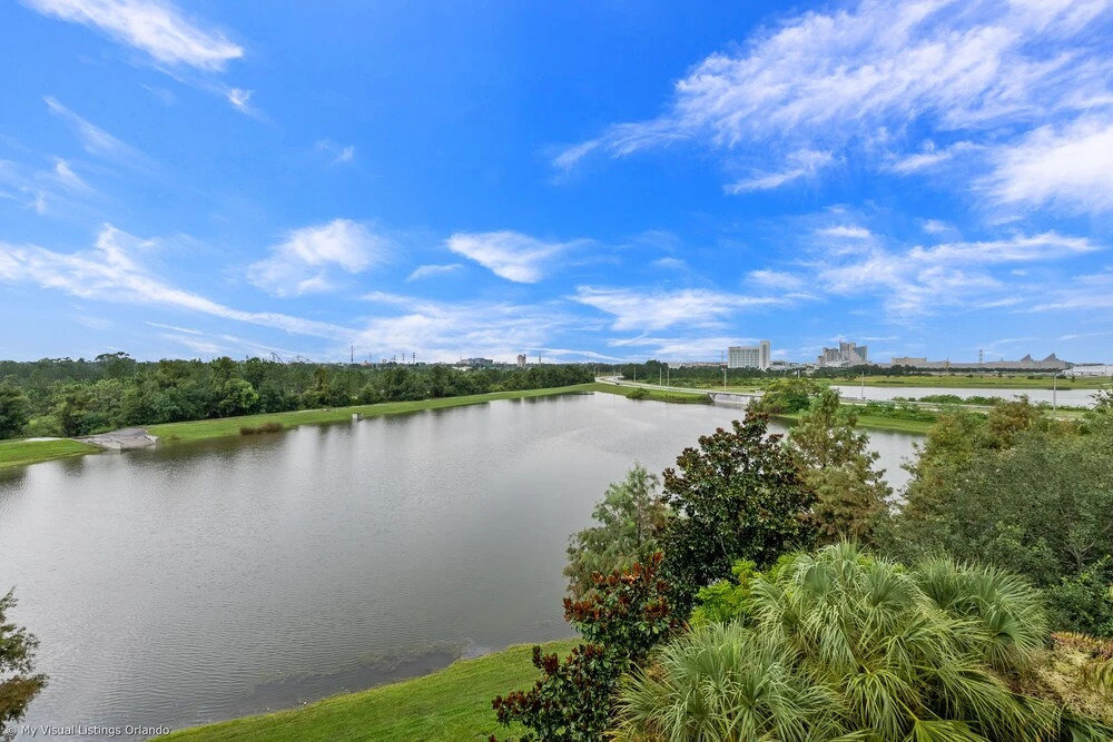 4114 Breakview Drive #403