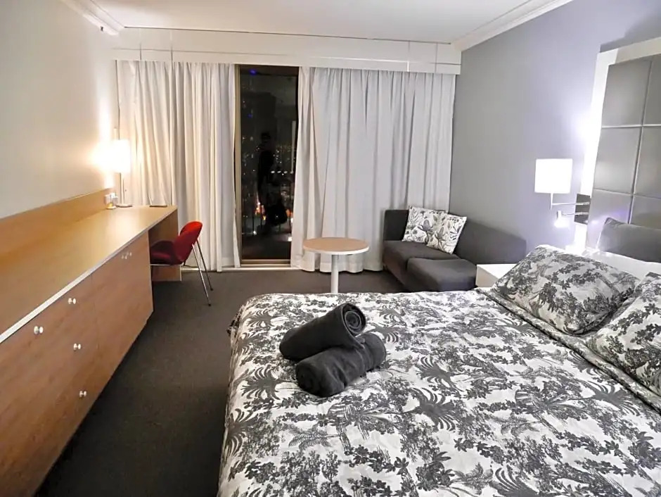 Fab studio in heart of Surfers Paradise! FREE WIFI and FREE PARKING!