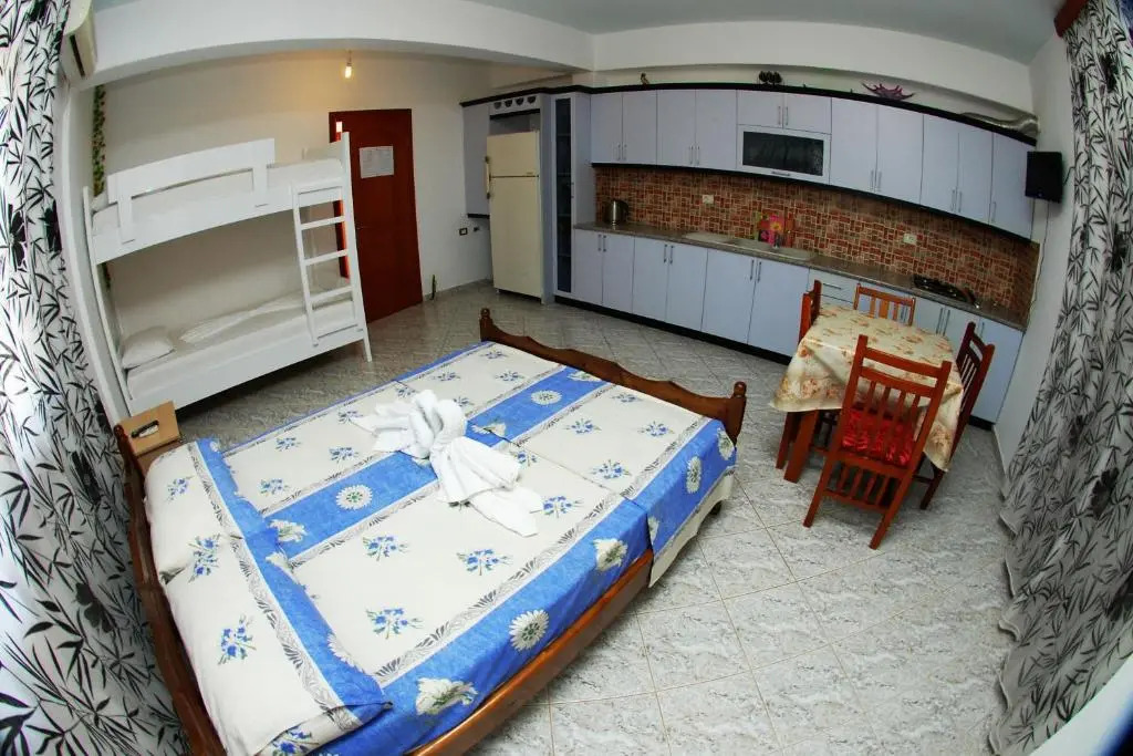 Vila Renato Ksamil