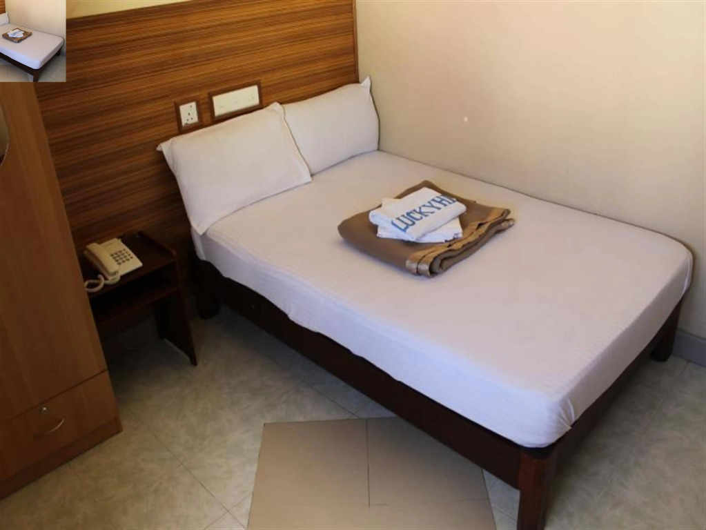 Luckyhiya Hotel