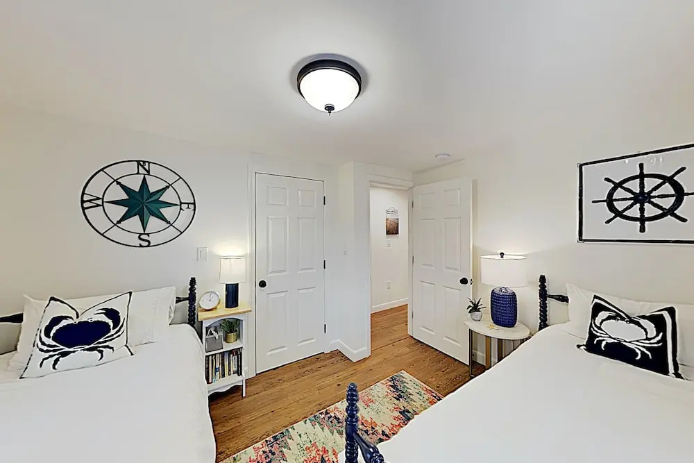 25 Falmouth - 3 Br Duplex