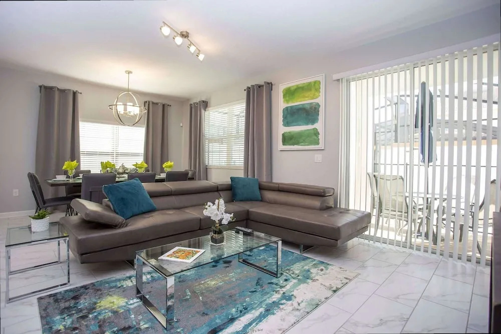 5BR Private Pool Resort Amenities Near Disney