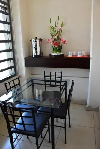 Hotel Suite Azomali