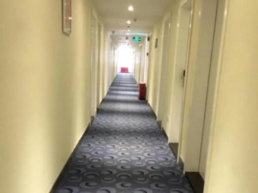 7 Days Inn Guangzhou - Jingxi Nanfang Hospital Station Branch