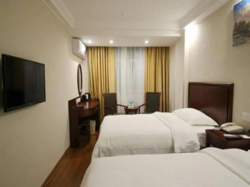Green Tree Inn Changsha West Bus Station Business Hotel
