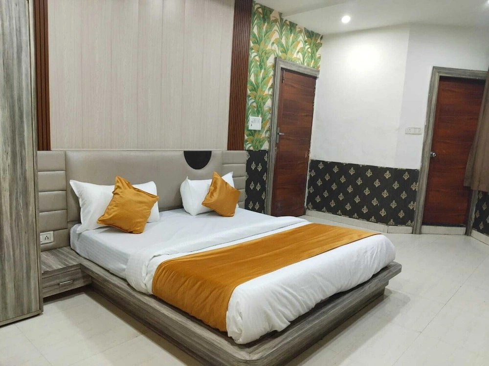 Hotel Dyna Inn