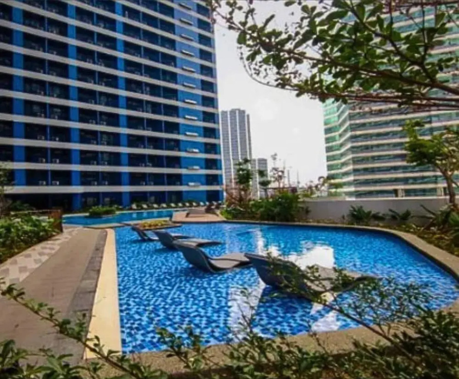 Rent Xpress Online Heart of Makati
