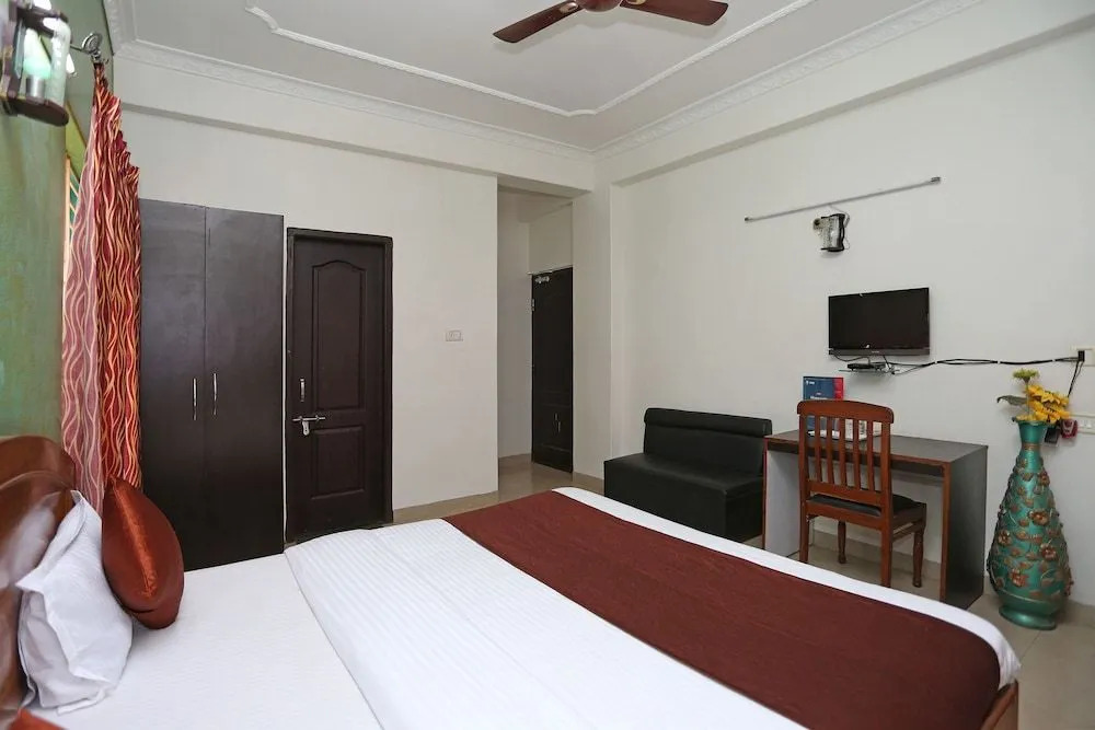 OYO 3869 Hotel Daaven
