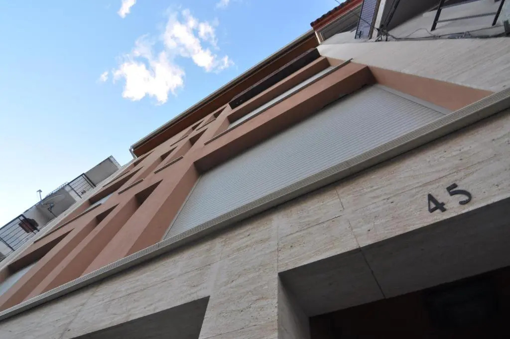 RNET - Apartments Roses Centre