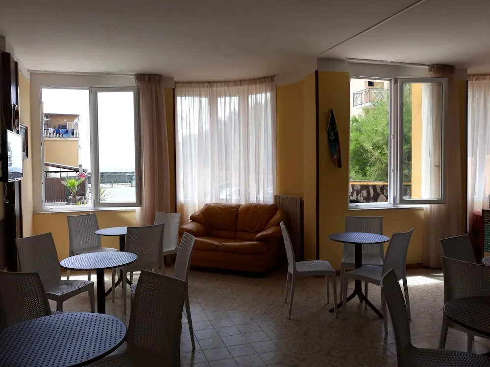 Hotel Rosy