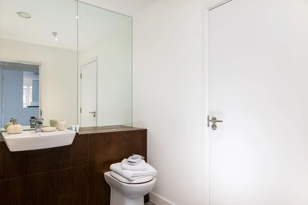 Kew Bridge Apartments
