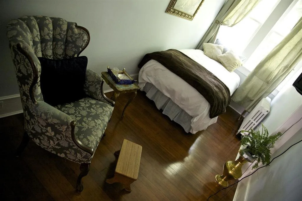 Clayburn Village Bed and Breakfast