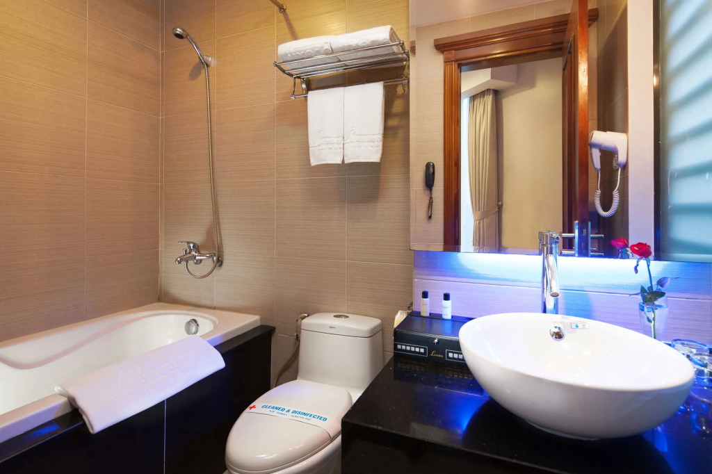 Luxeden Signature Hotel
