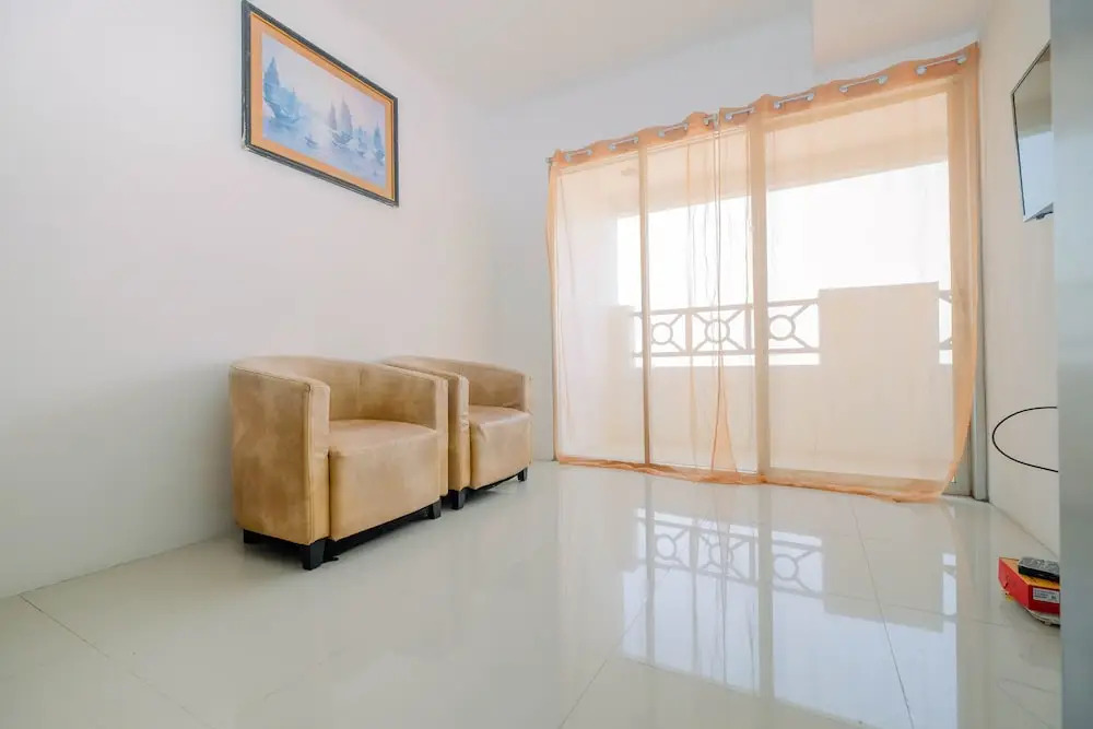 Cozy 2BR Apartment at Green Central City near Chinatown