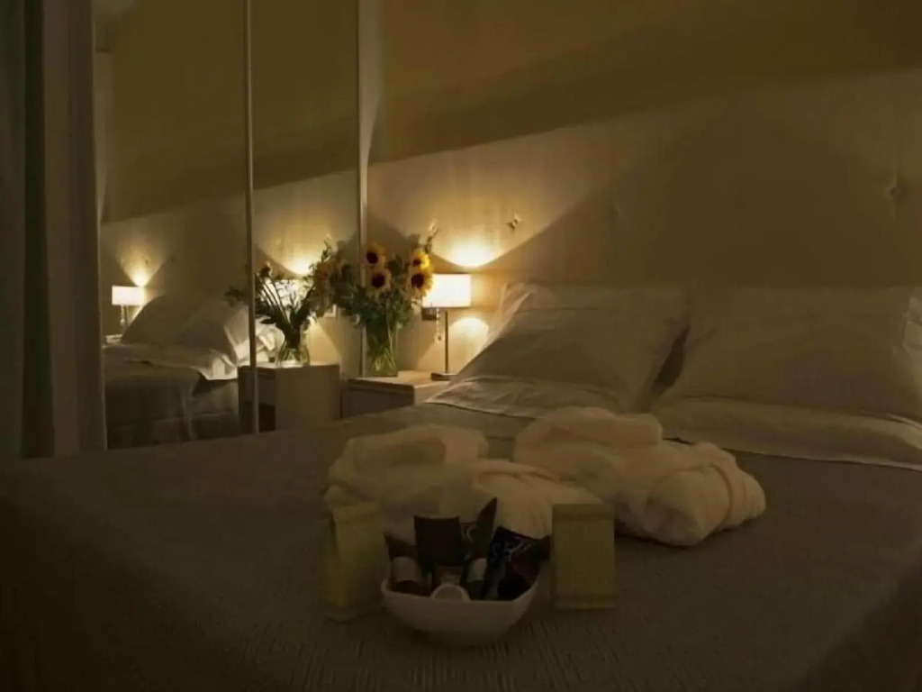 HOTEL AMBRA - Fronte Mare - Vicinissimi al Centro