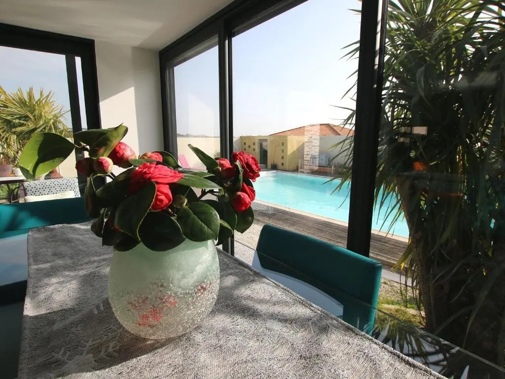 Maison Saint-Michel-Chef-Chef, 7 pièces, 10 personnes - FR-1-364-99