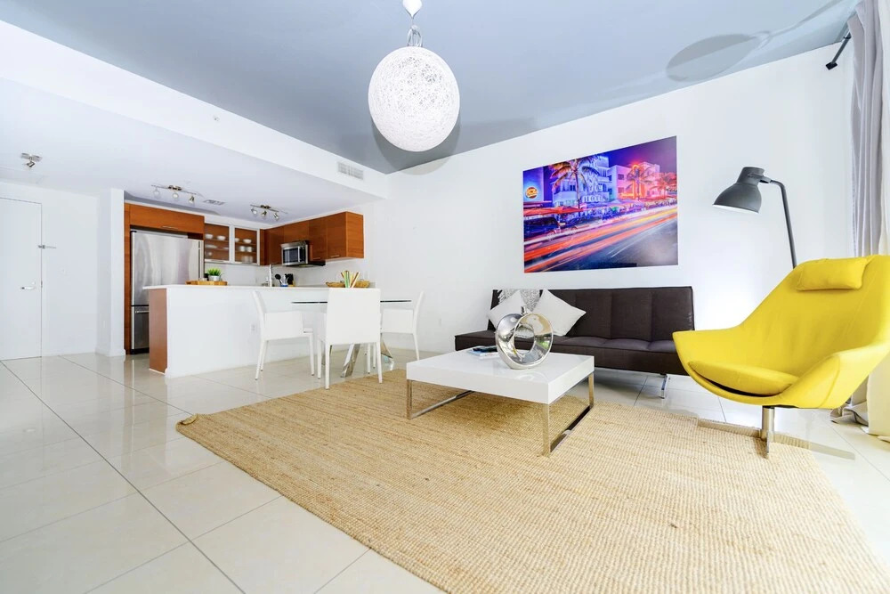 Miami World Rental - Midtown 507