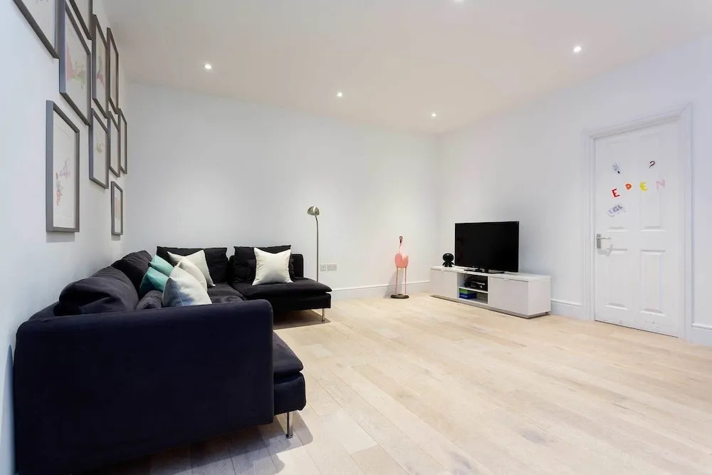 Clapham Family House