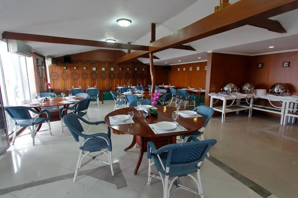 Bolabog Beach Resort