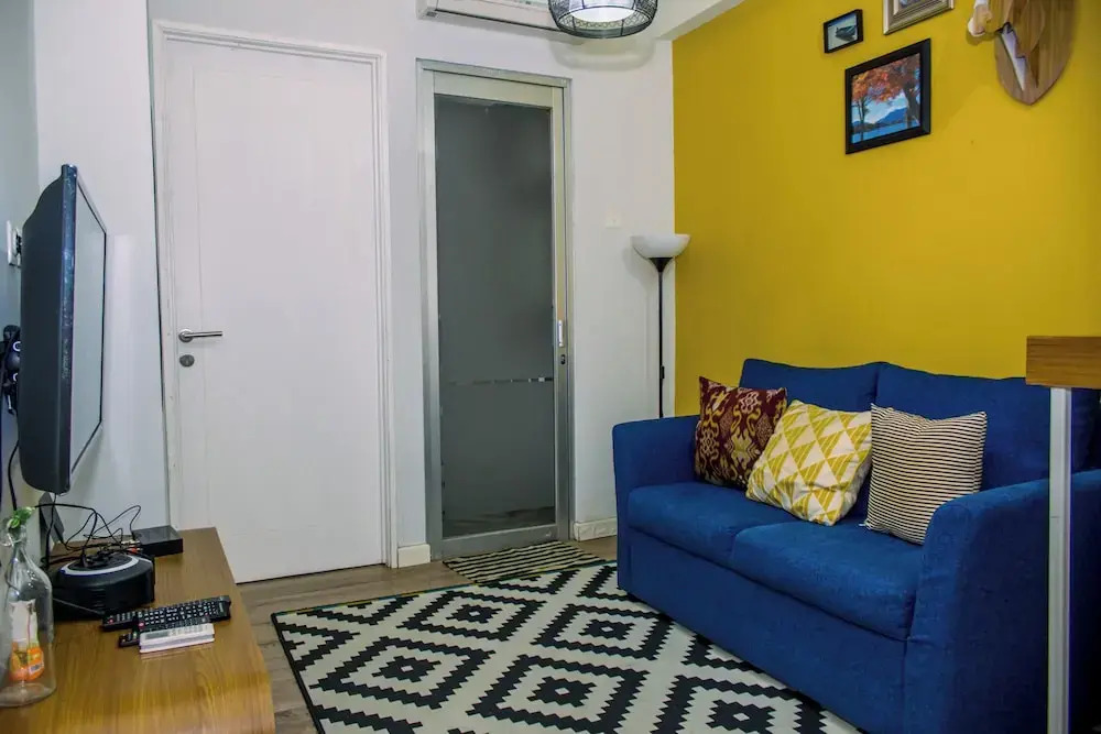Cozy And Comfort 1Br With Walk In Closet At Pakubuwono Terrace Apartment