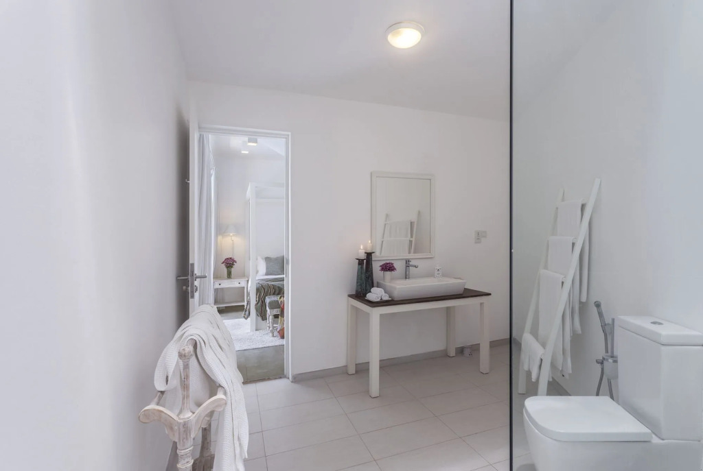 Villa White