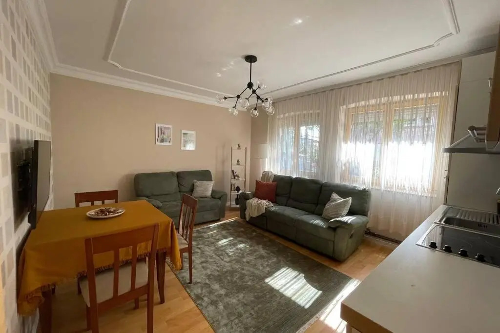 Cozy Apartment