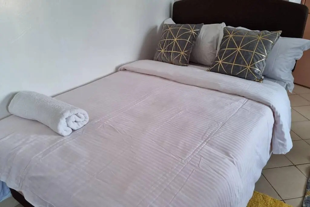 Cozy studio with WIFI &Parking in South B