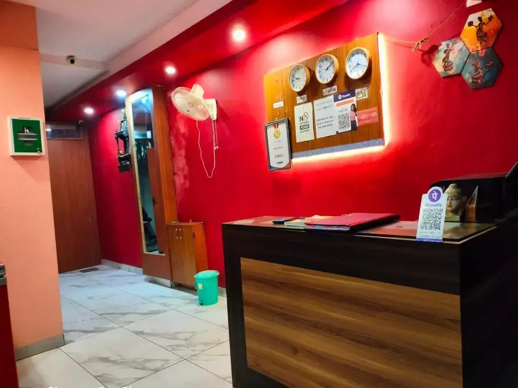 Shri Hari Residency by OYO Rooms