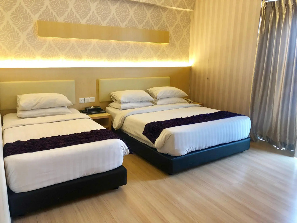 Pariss Hotel
