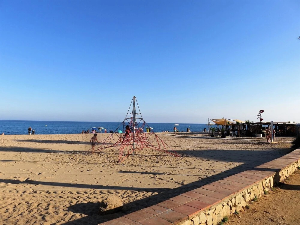 Apartment With 2 Bedrooms in Canet de Mar, With Wonderful Mountain Vie