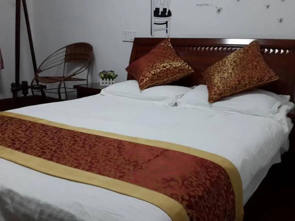 Xitang Xuyue Theme Inn
