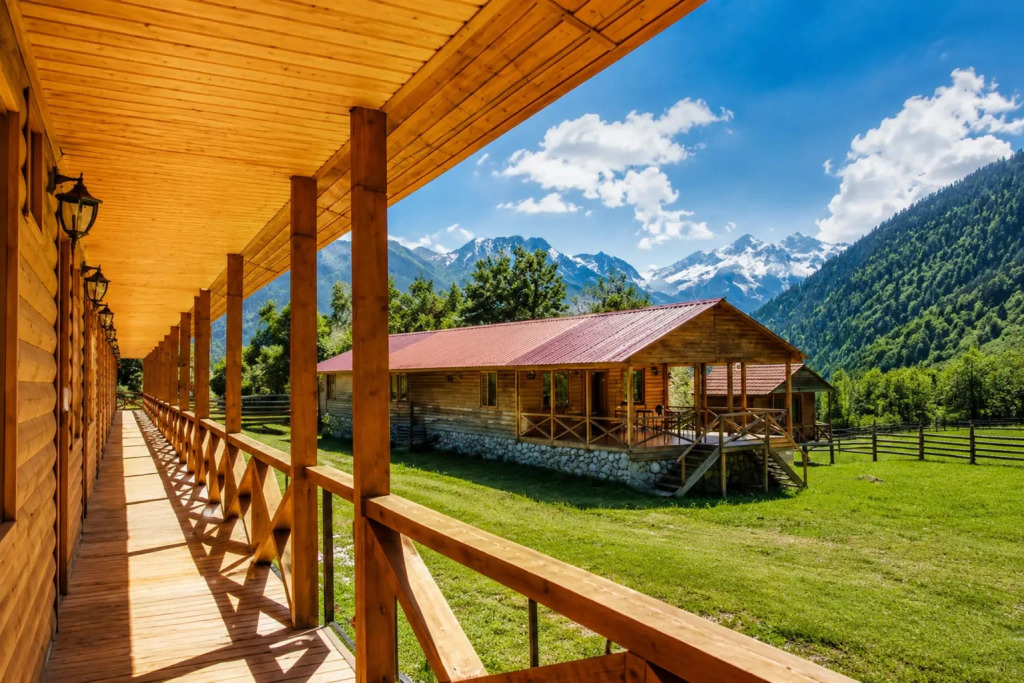 Отель Ushba Hill Panoramic Lodge Becho
