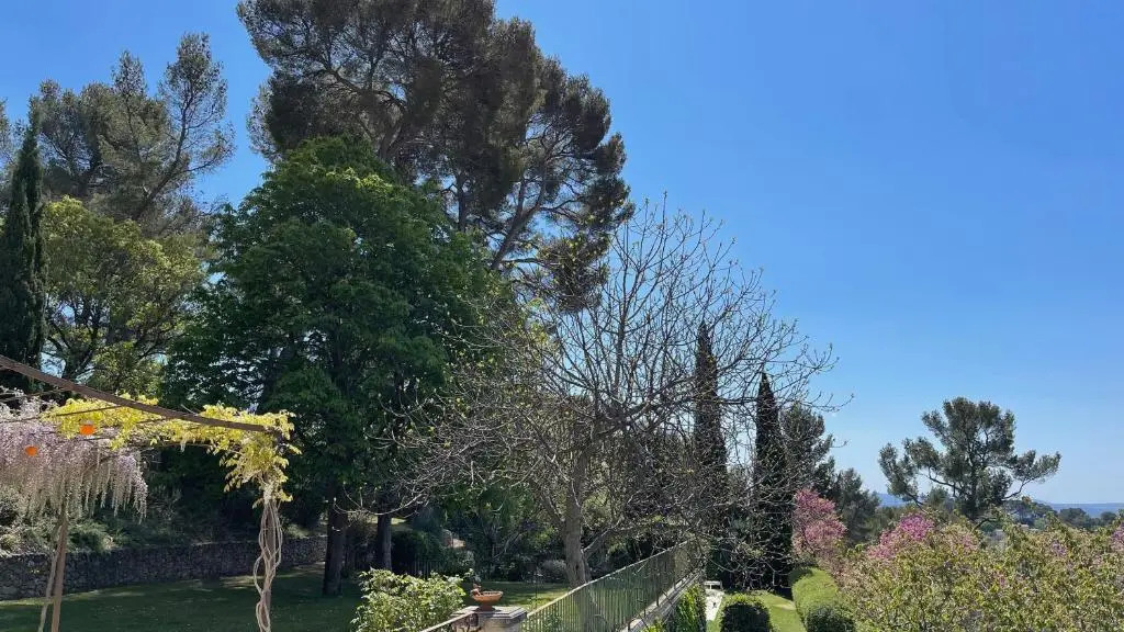 Appartement d'une chambre avec piscine partagee jardin clos et wifi a Aix en Provence