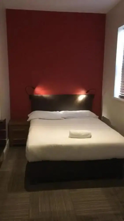 The Bull and Bush Hotel Kingston