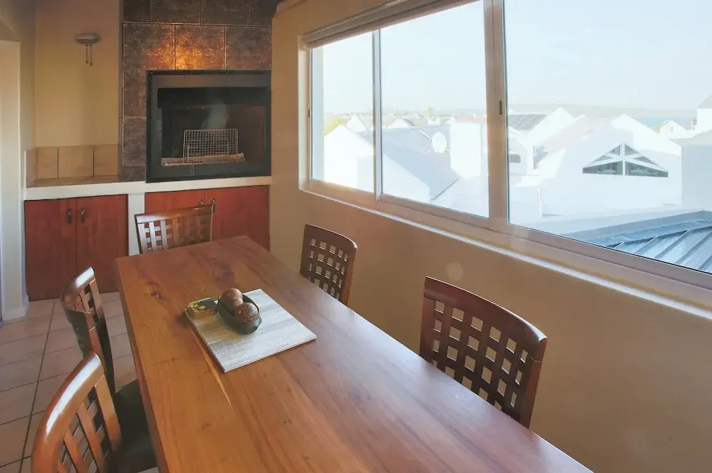 Coastal Calm Langebaan 6 Sleeper