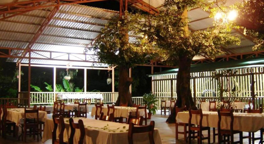 Hotel El Bambu