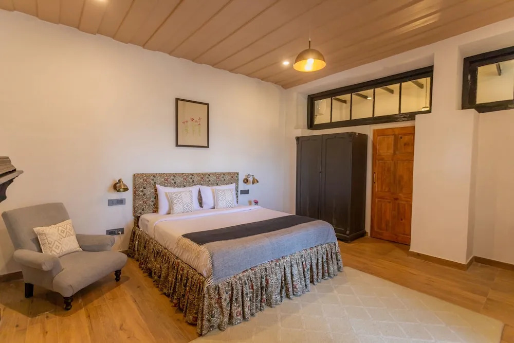 Seclude Shimla, Taraview