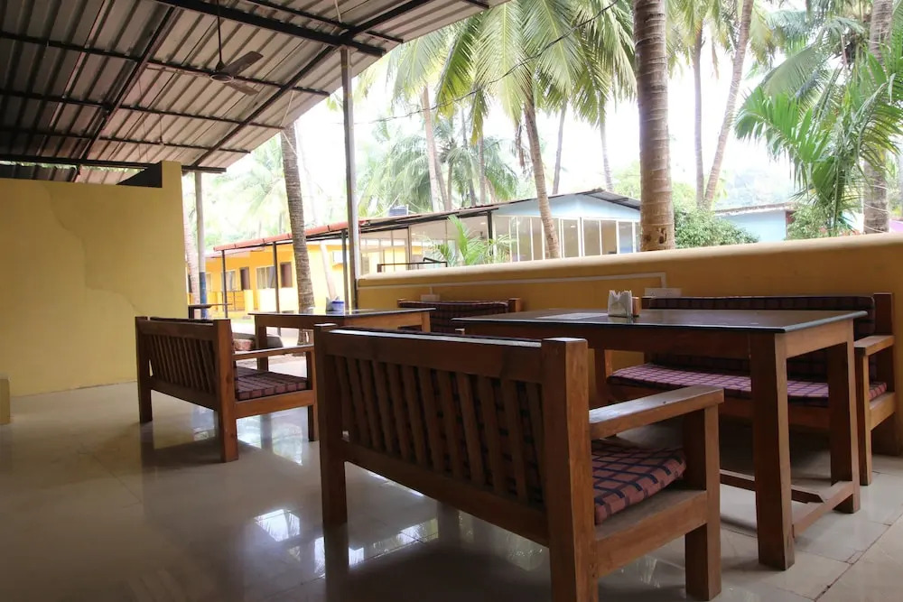 OYO 9409 Morjim Grand INN