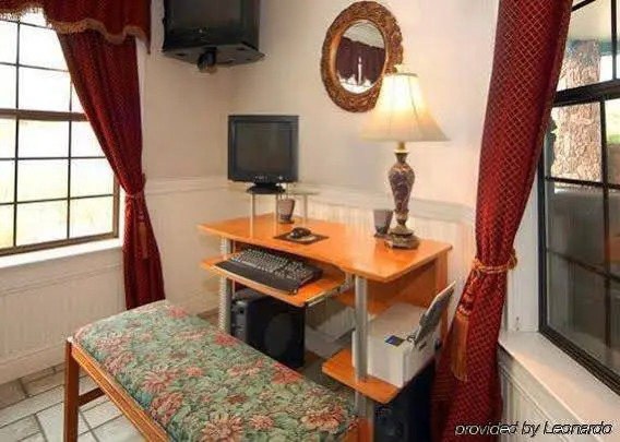 Red Lion Inn & Suites Auburn