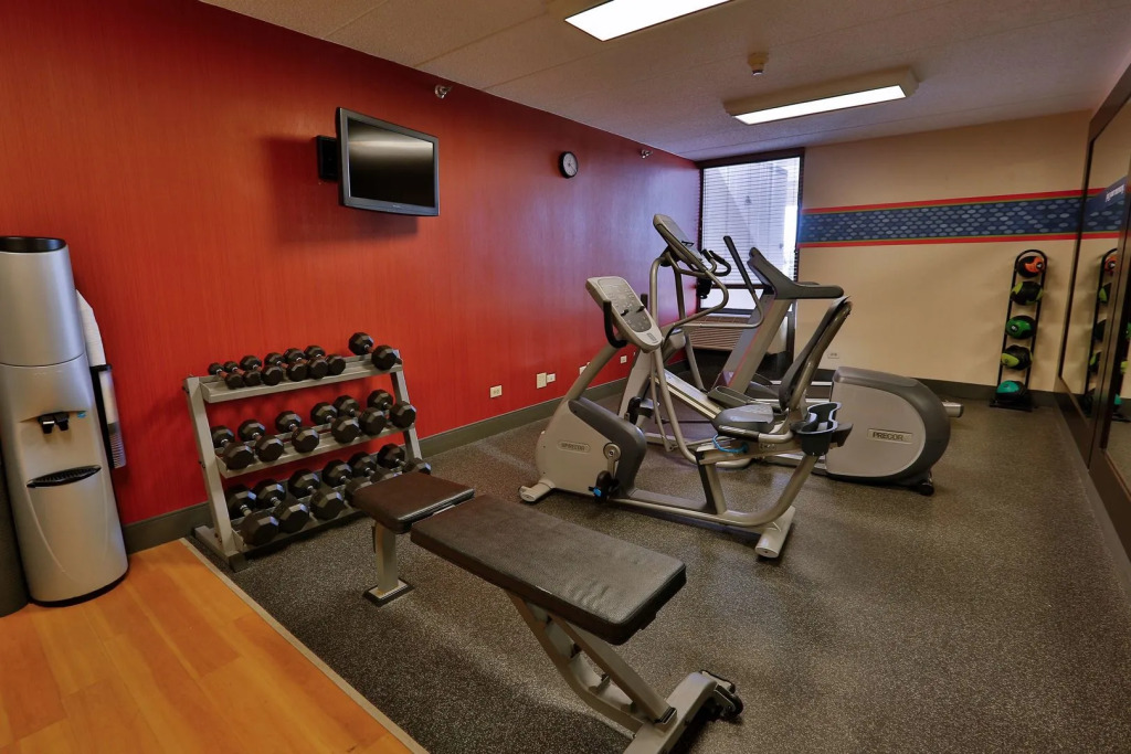 Hampton Inn Chicago-Naperville
