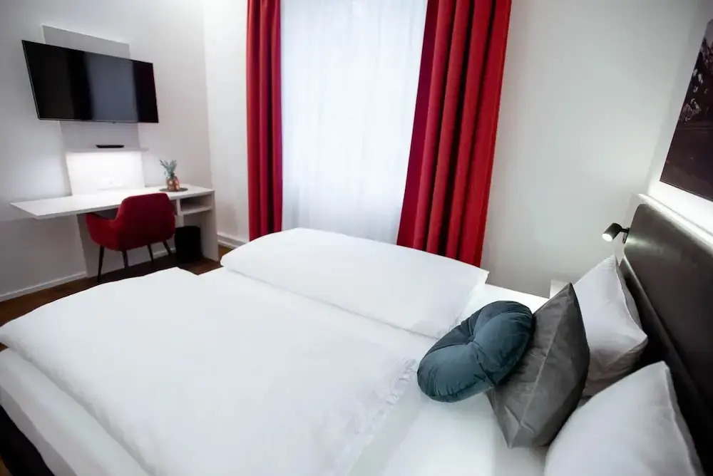 Reos Hotel Wangen