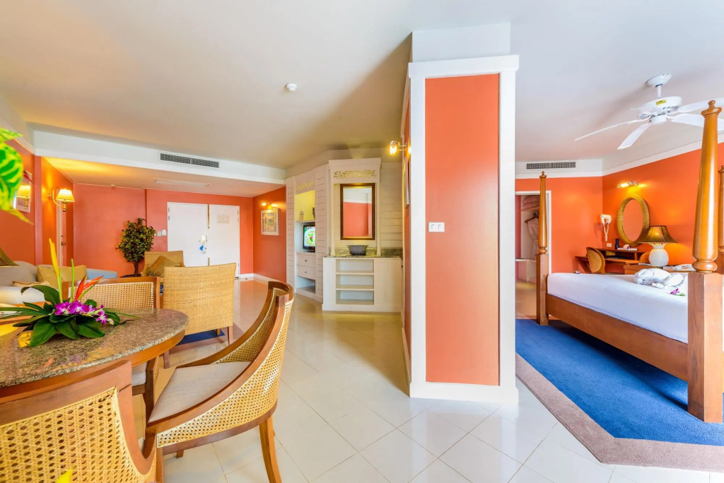 Andaman Seaview, Karon Beach - SHA Plus