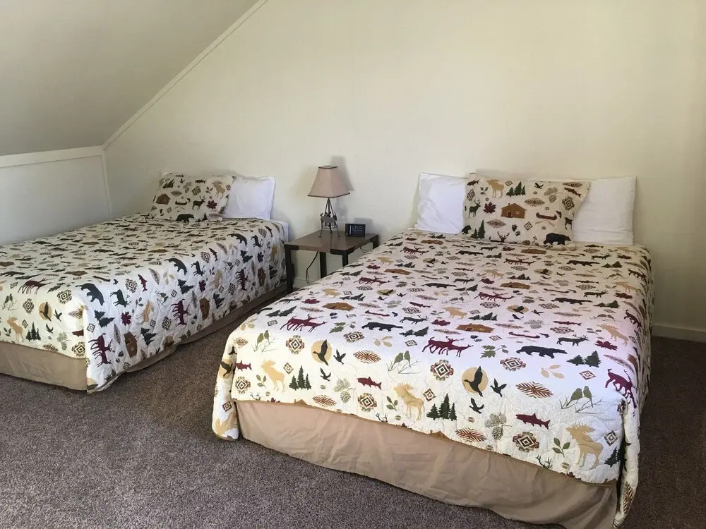 Fife Lake Lodging